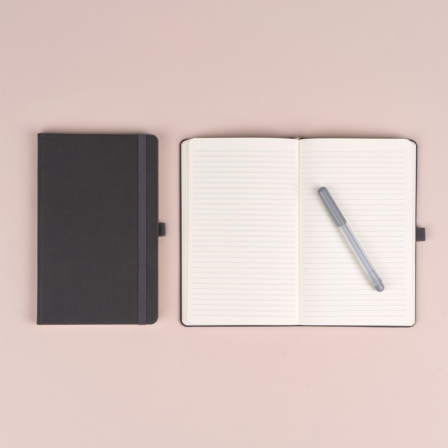 Notizbuch Grau, liniert, 13 × 21 cm