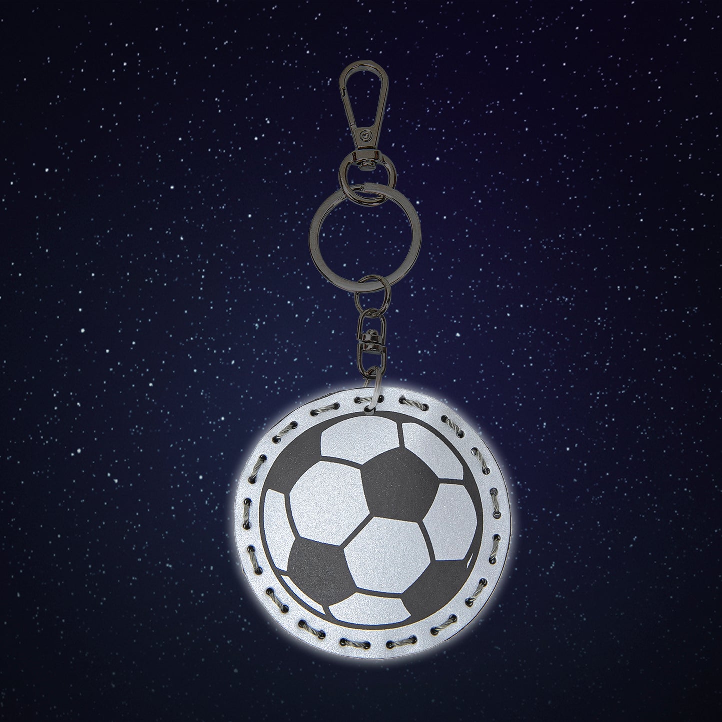 Reflektierender Anhänger Fußball