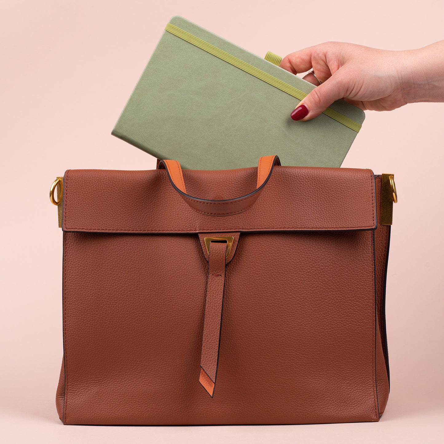 Notizbuch Grün, liniert, 13 × 21 cm