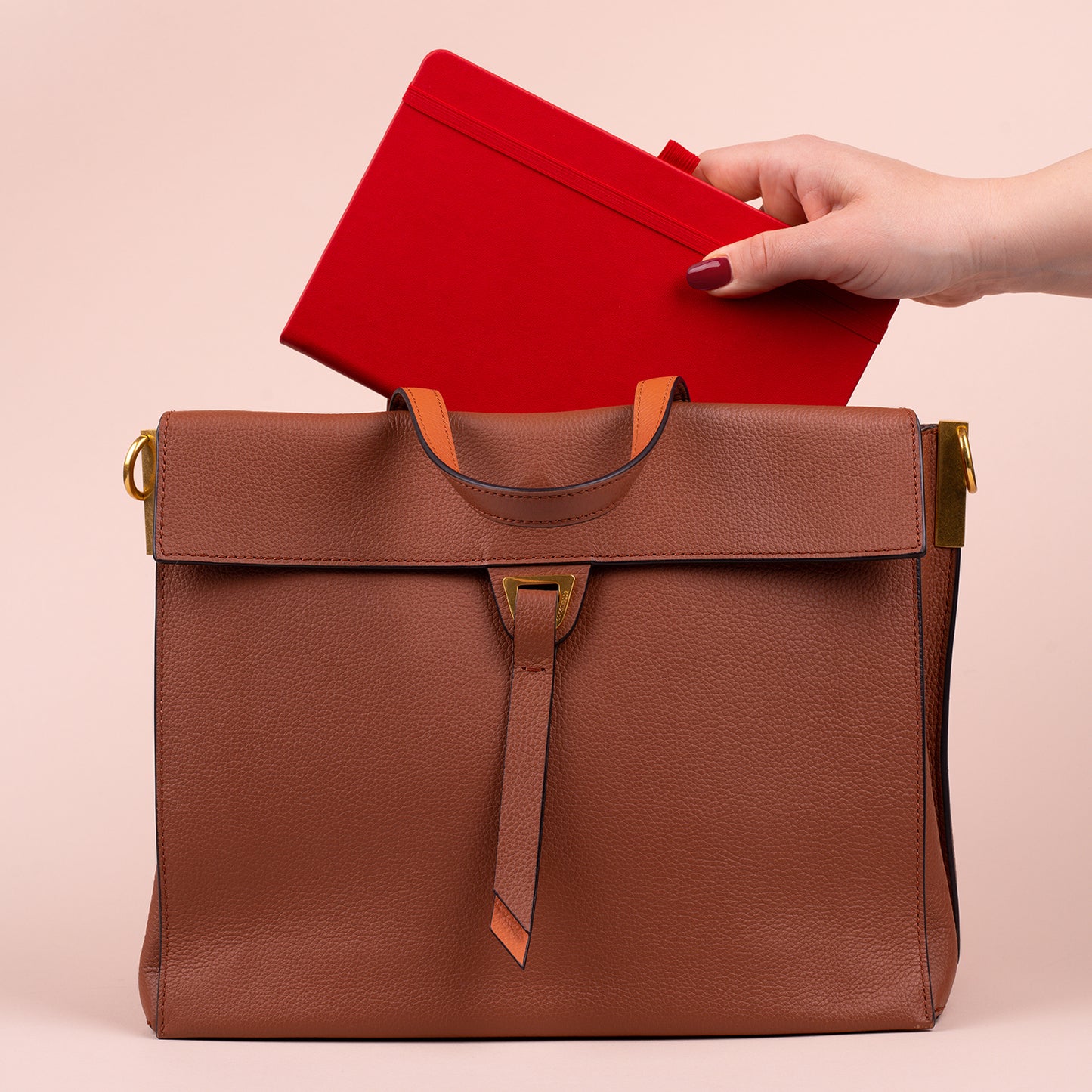 Notizbuch Rot, liniert, 13 × 21 cm