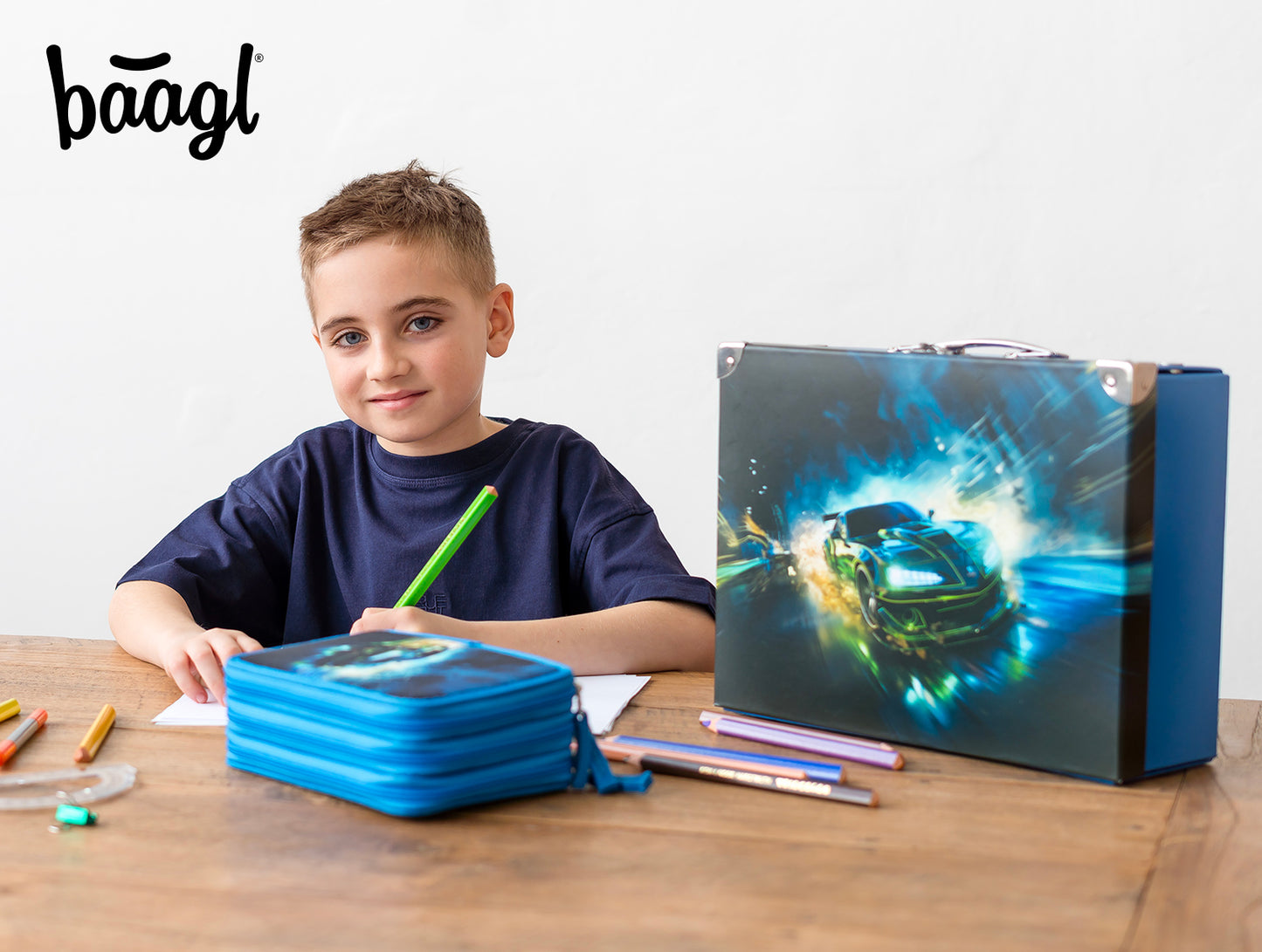 Faltkoffer mit geschmiedeten Ecken Rennauto