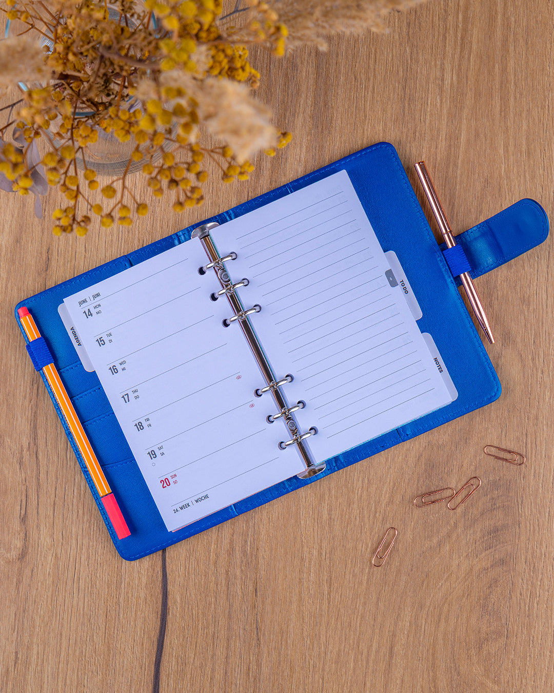 Refill – Weekly Ring Bound Planner 2027, royal blue, 12,5 x 19 cm