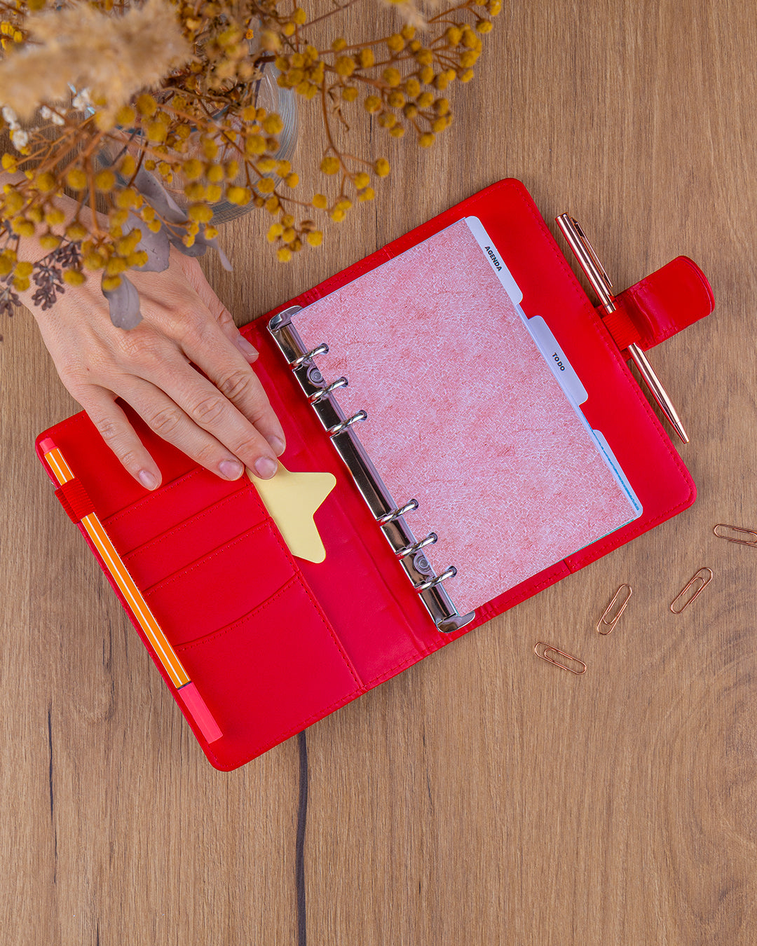 Refill – Weekly Ring Bound Planner 2027, bright red, 12,5 x 19 cm